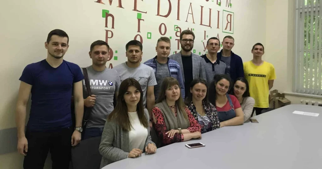 Cooperation in Mediation